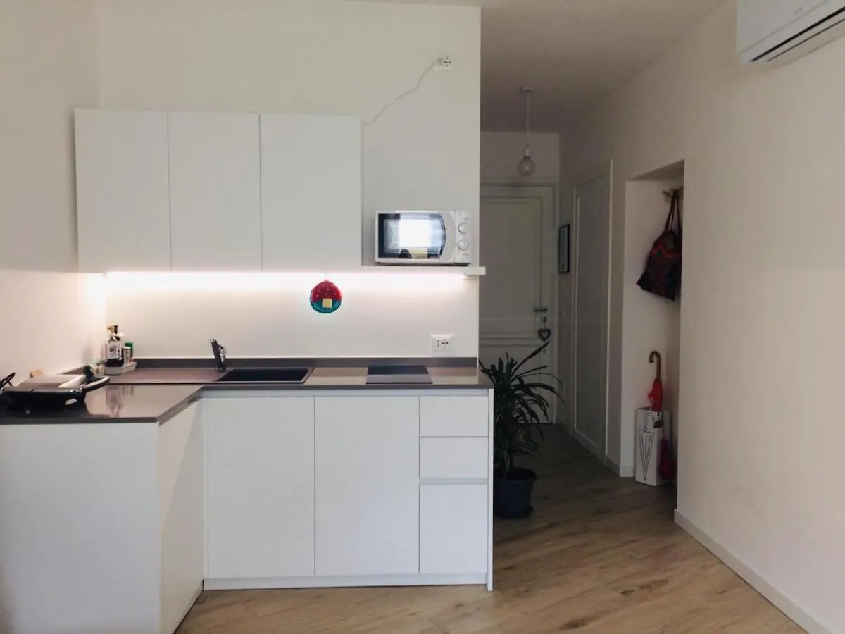 Bellagio Minimal Room Guest house